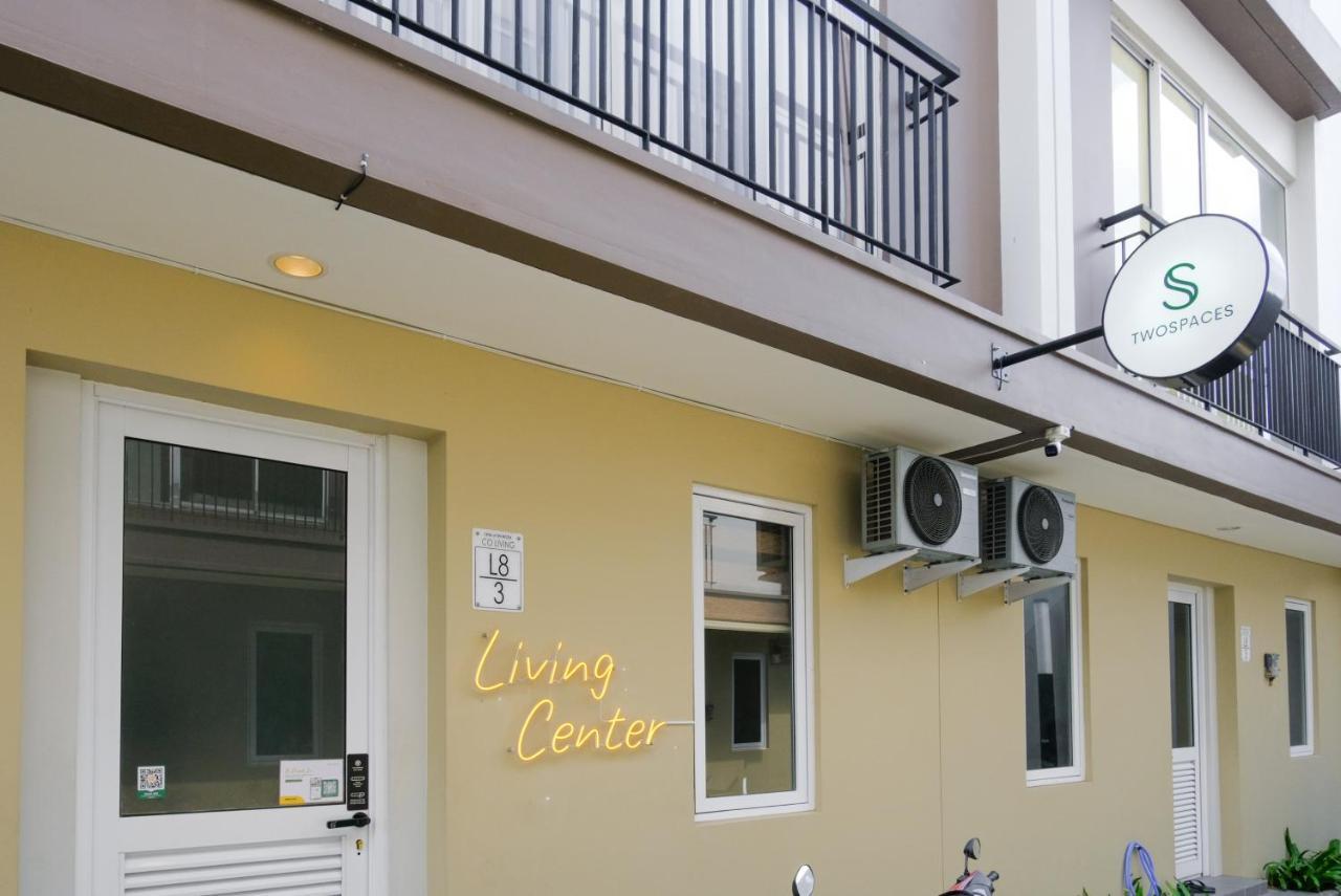 Twospaces Living At Zena Mozia Tegal  Екстериор снимка